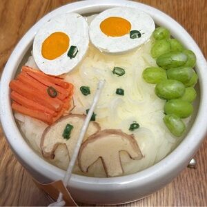 Ramen noodle bowl candle